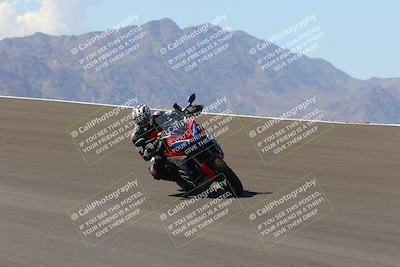 media/Oct-03-2022-Moto Forza (Mon) [[5f077a3730]]/Beginner Group/Session 2 (Turn 10)/